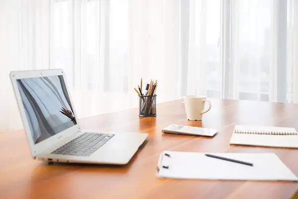 公司新人介绍音乐